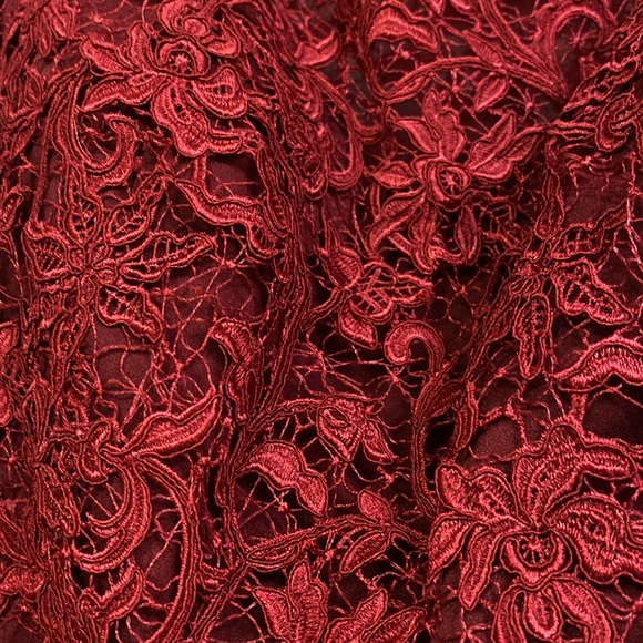 Wine mothers dress - Picture 4 of 5